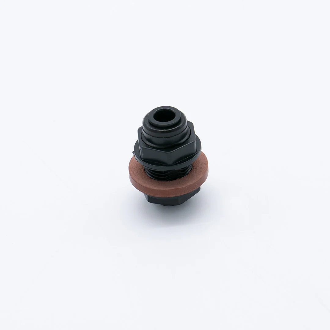1/4 to 1/4 push-to-connect bulkhead - Image 2