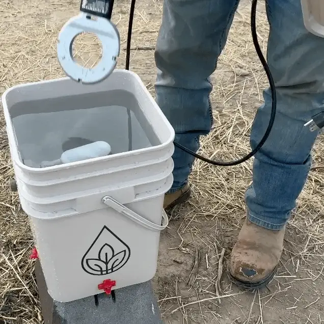 Chicken De-Icer: Farm Innovators C-500, 500-Watt Submersible Cast Aluminum Water De-Icer for 50-Gallon Capacity - Image 3